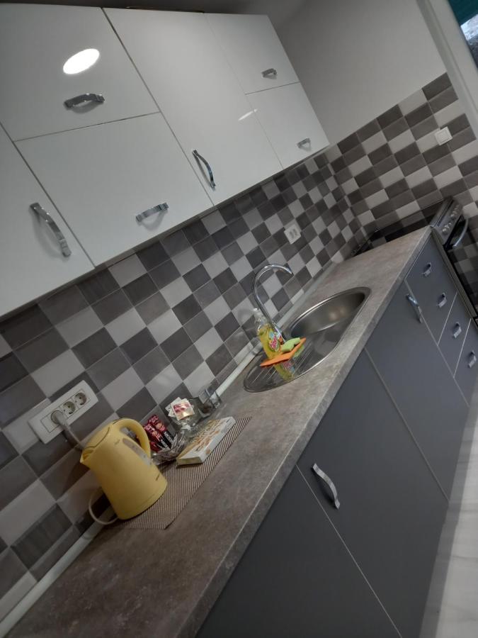 Aine Apartman - Old Bridge Мостар Екстериор снимка