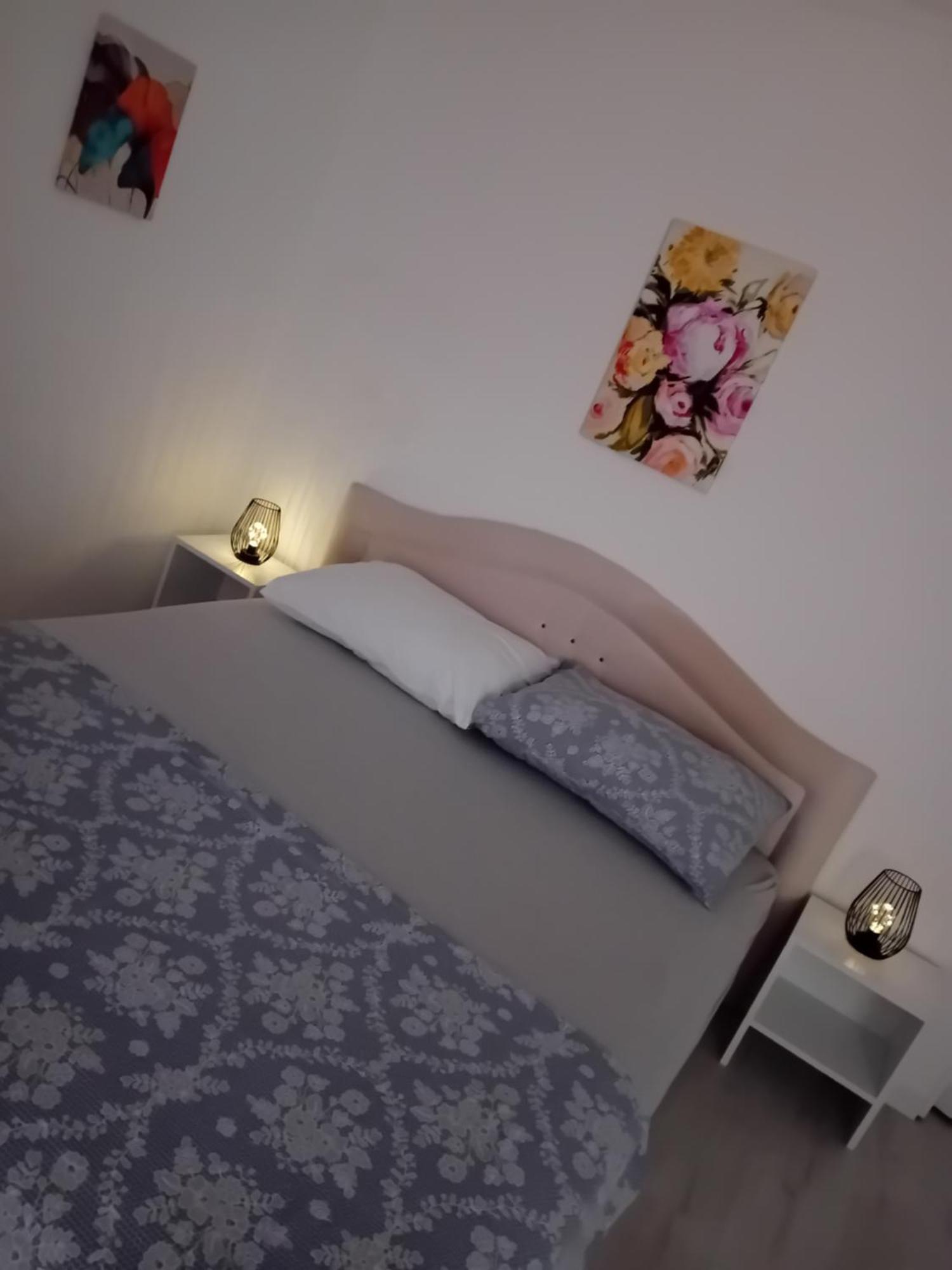 Aine Apartman - Old Bridge Мостар Екстериор снимка
